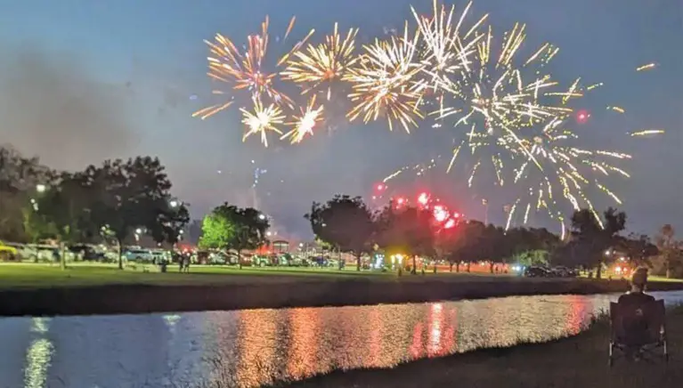 Fireworks on the River, Entertainment Pleasanton Texas, Atascosa County