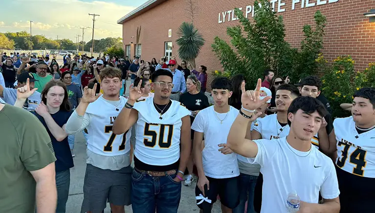 Lytle Texas High School Football